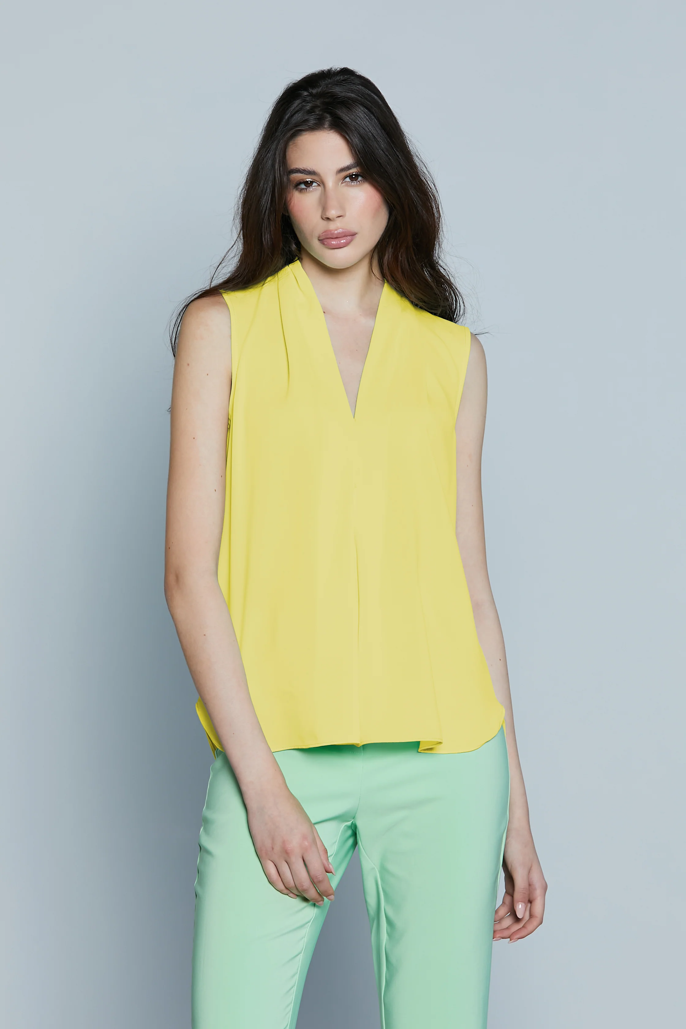 Blusa CHICLANA S/M Colletto con Pieghe più Scollo V con Pinces - Image 9