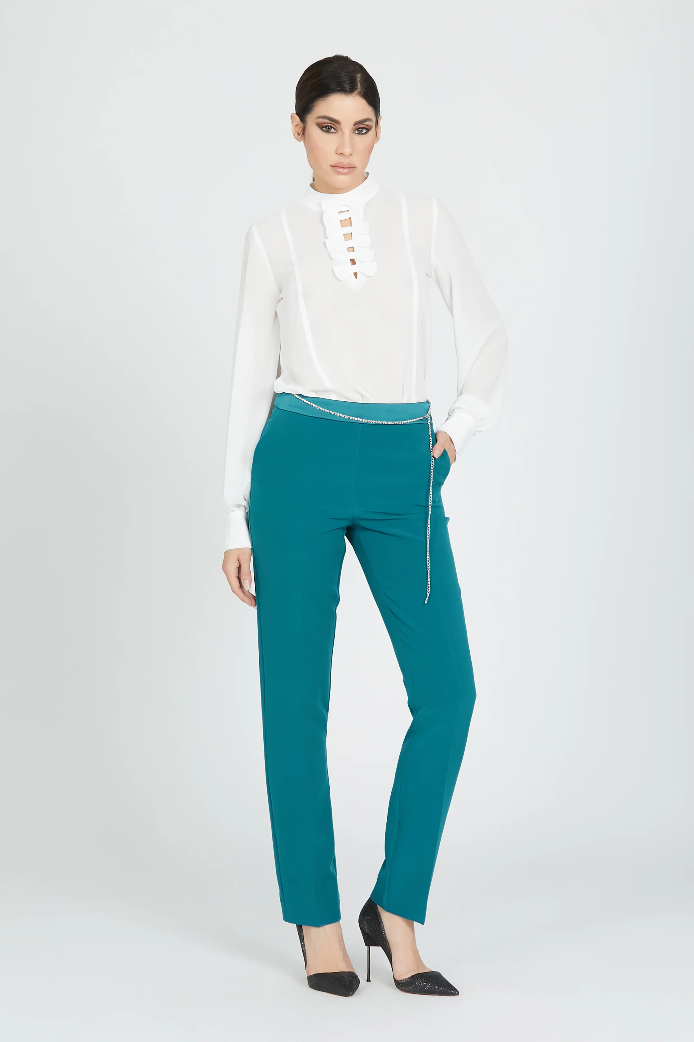 Blusa MUKUT manica lunga con fiocchi scollo a v retro - Image 5