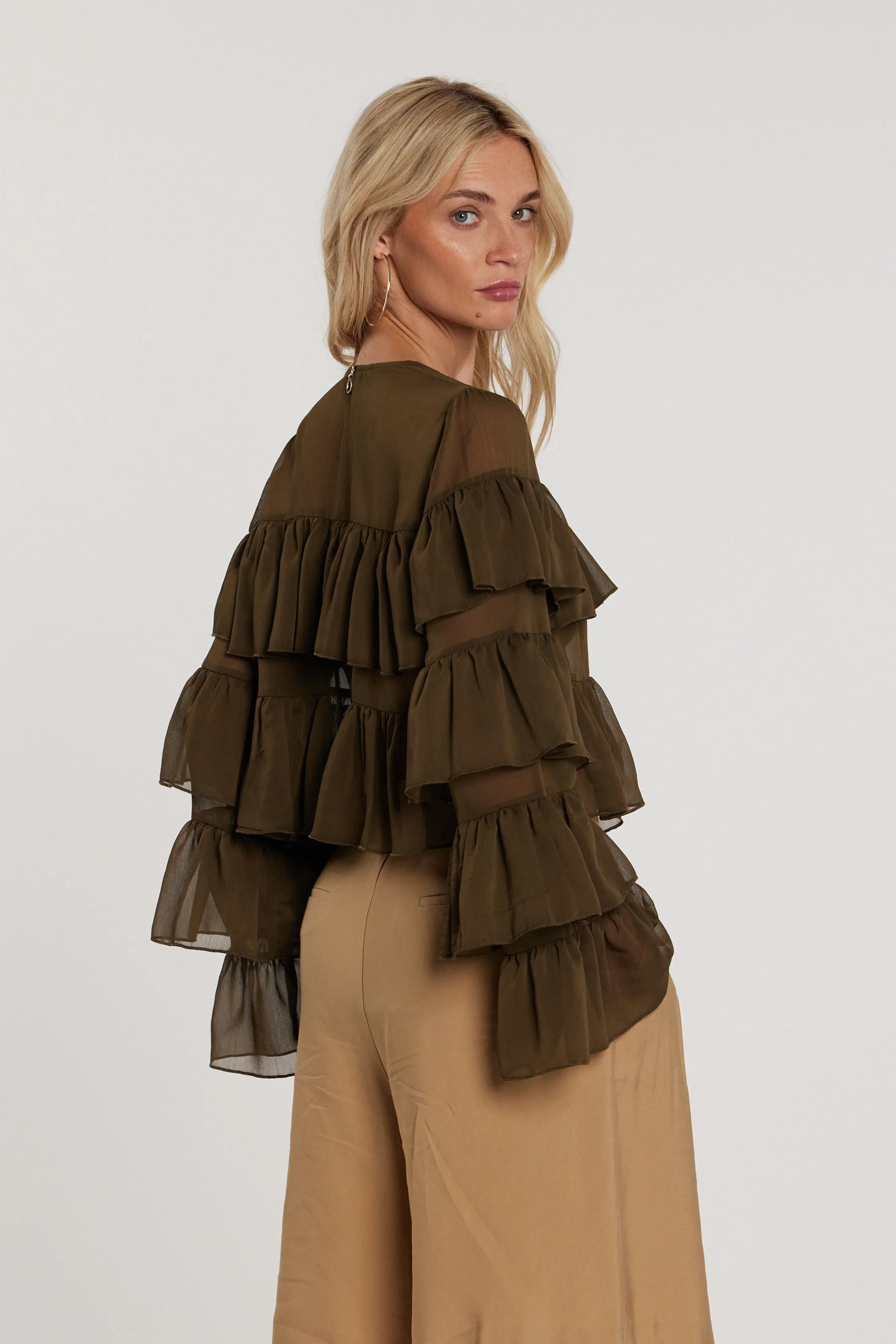 Blusa VYCTORIA maniche lunghe con balze più laccetti - Image 3