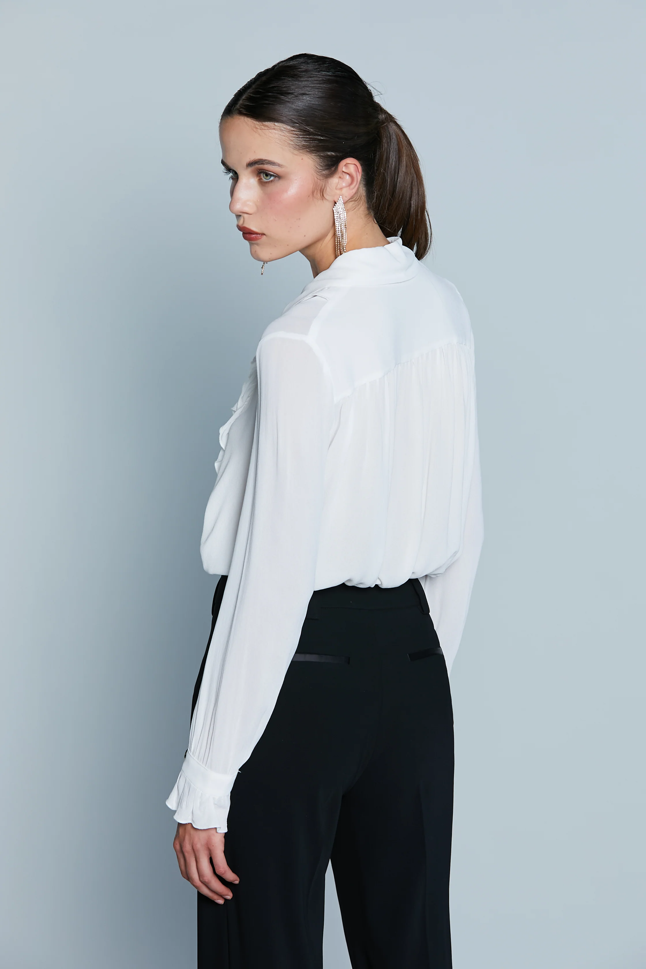 Camicia CHISY M/L Gale con Bott.Gioiello Strass più  Volant più Coulisse - Image 3