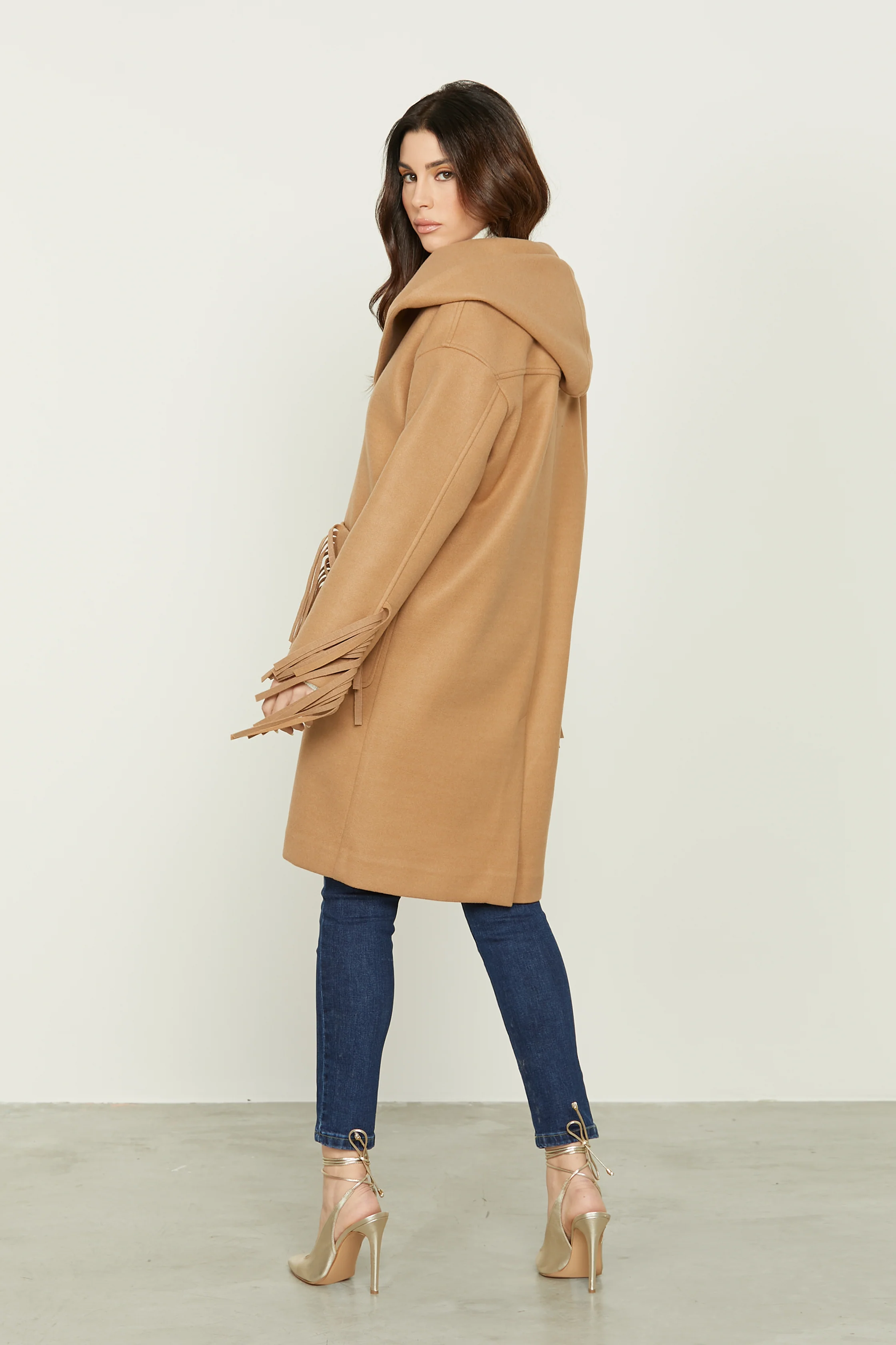 Cappotto WOWI manica lunga con cappuccio più tasche toppa più frange più bottone snap - Image 6