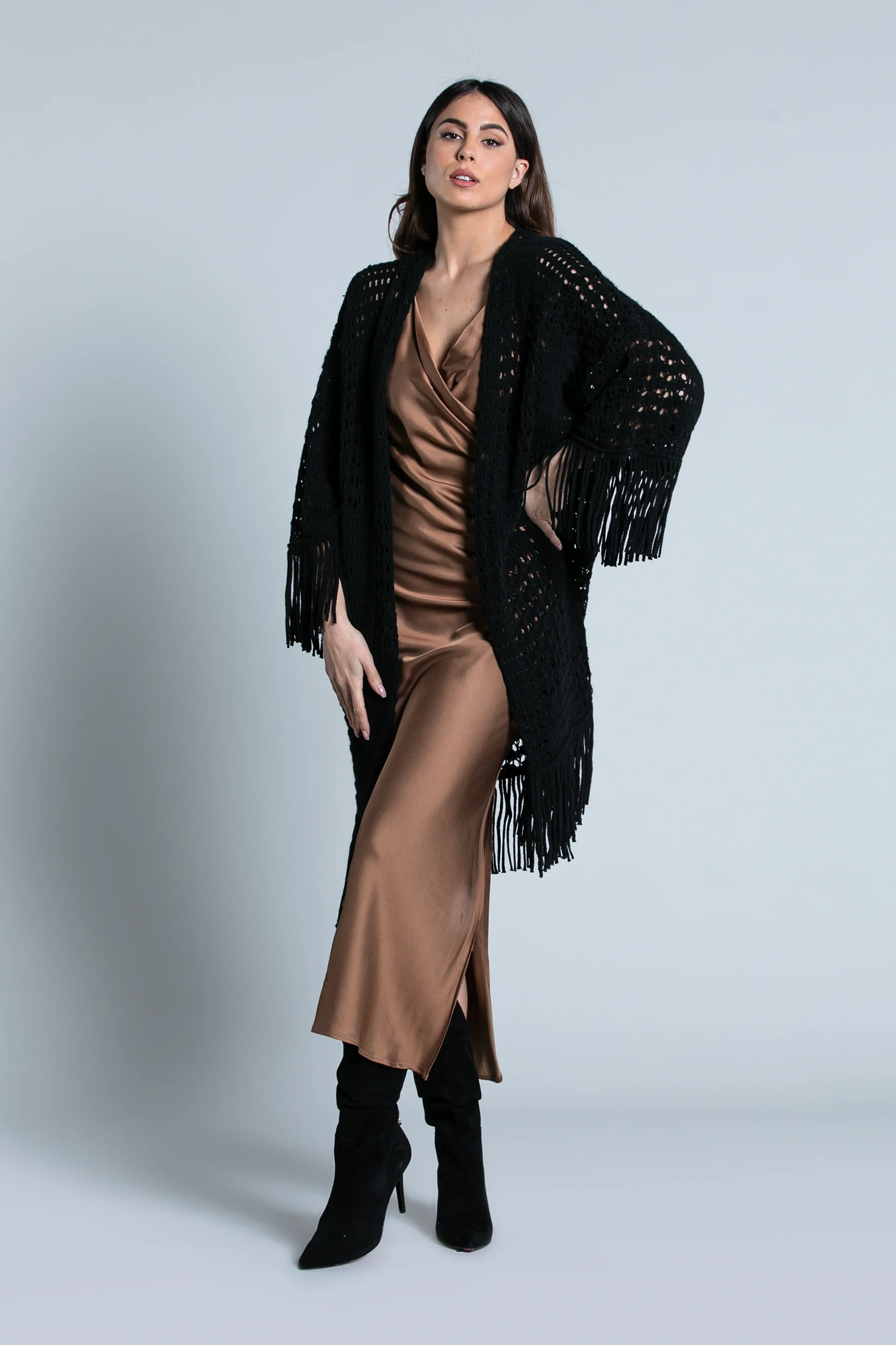 Cardigan MONIA maniche a 3/4 traforato con frange