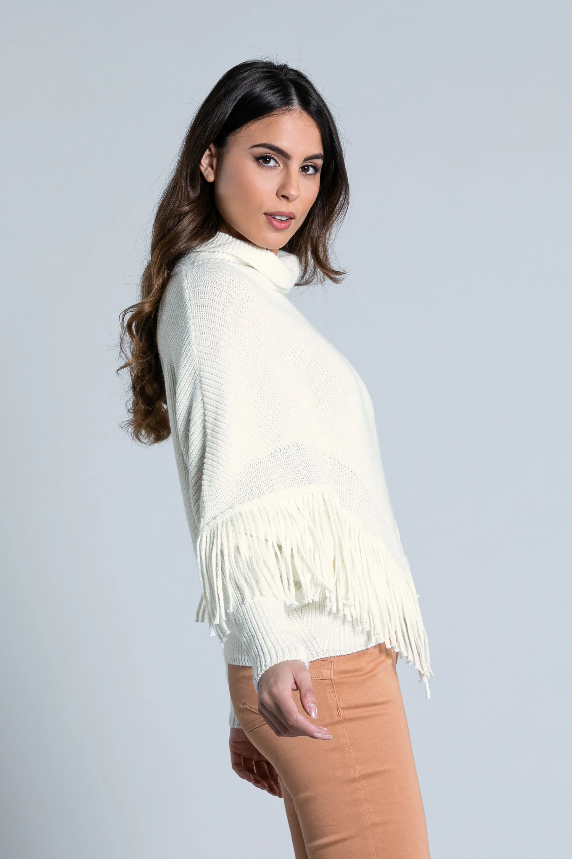 Maglia ERIF manica lunga pipistrello collo alto con frange - Image 4
