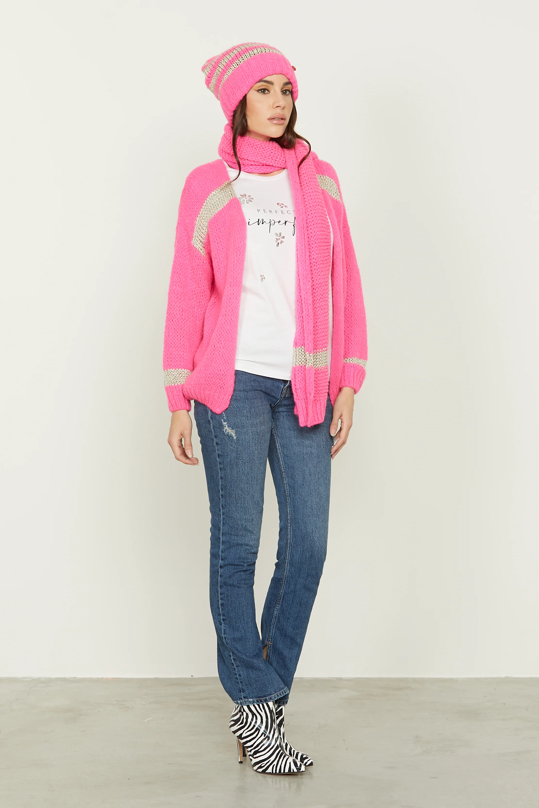 Jeans AILEEN vita alta crop 5 tasche con spacchetti fondo più rotture denim - Image 4