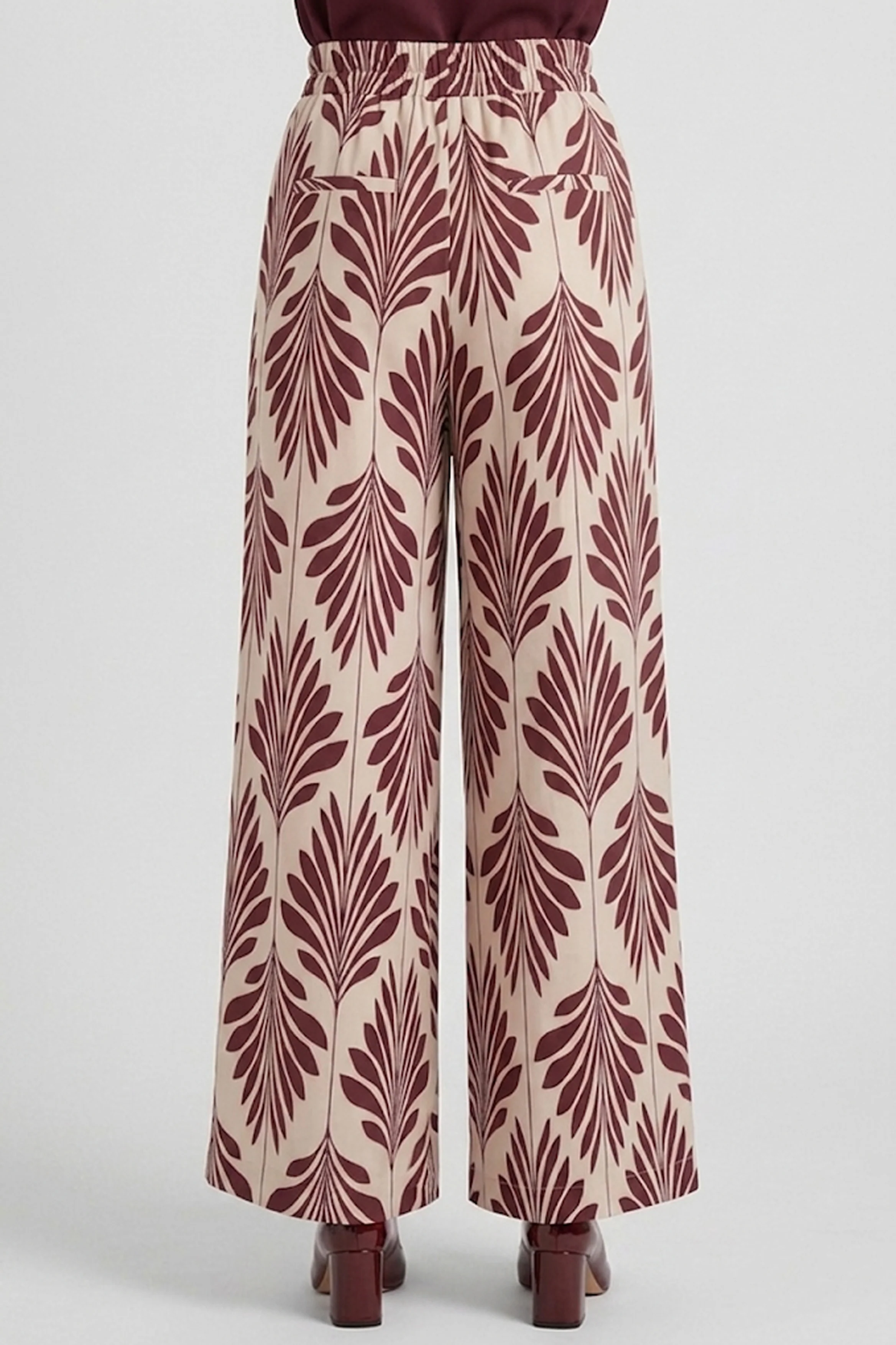 Pantalone LAMAR con fiocco davanti fantasia foglie - Image 3