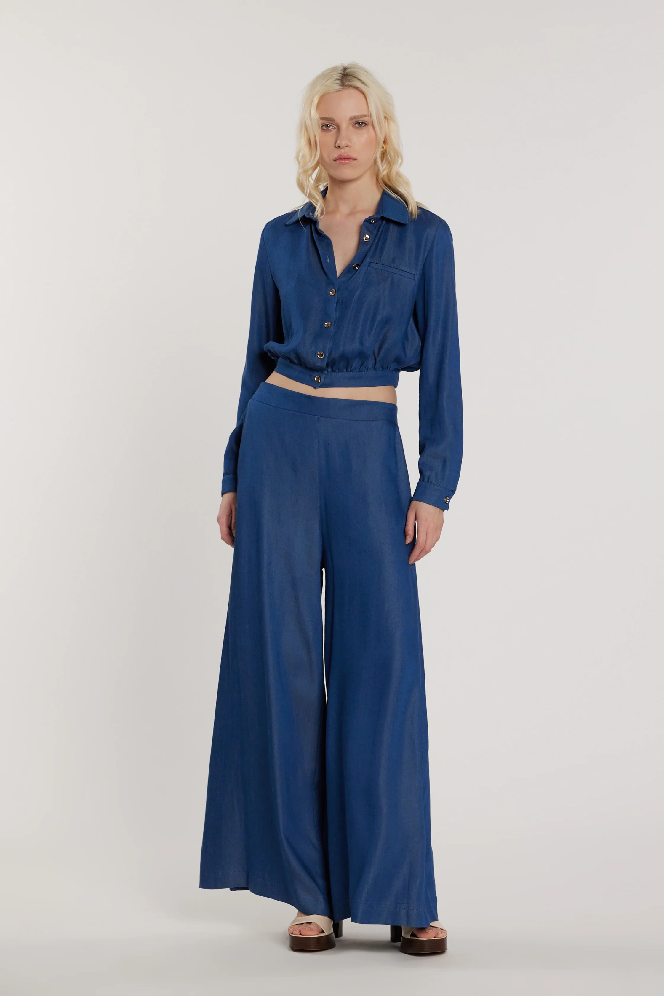 Pantalone CAMILLE vita alta palazzo con elastico più tasche denim