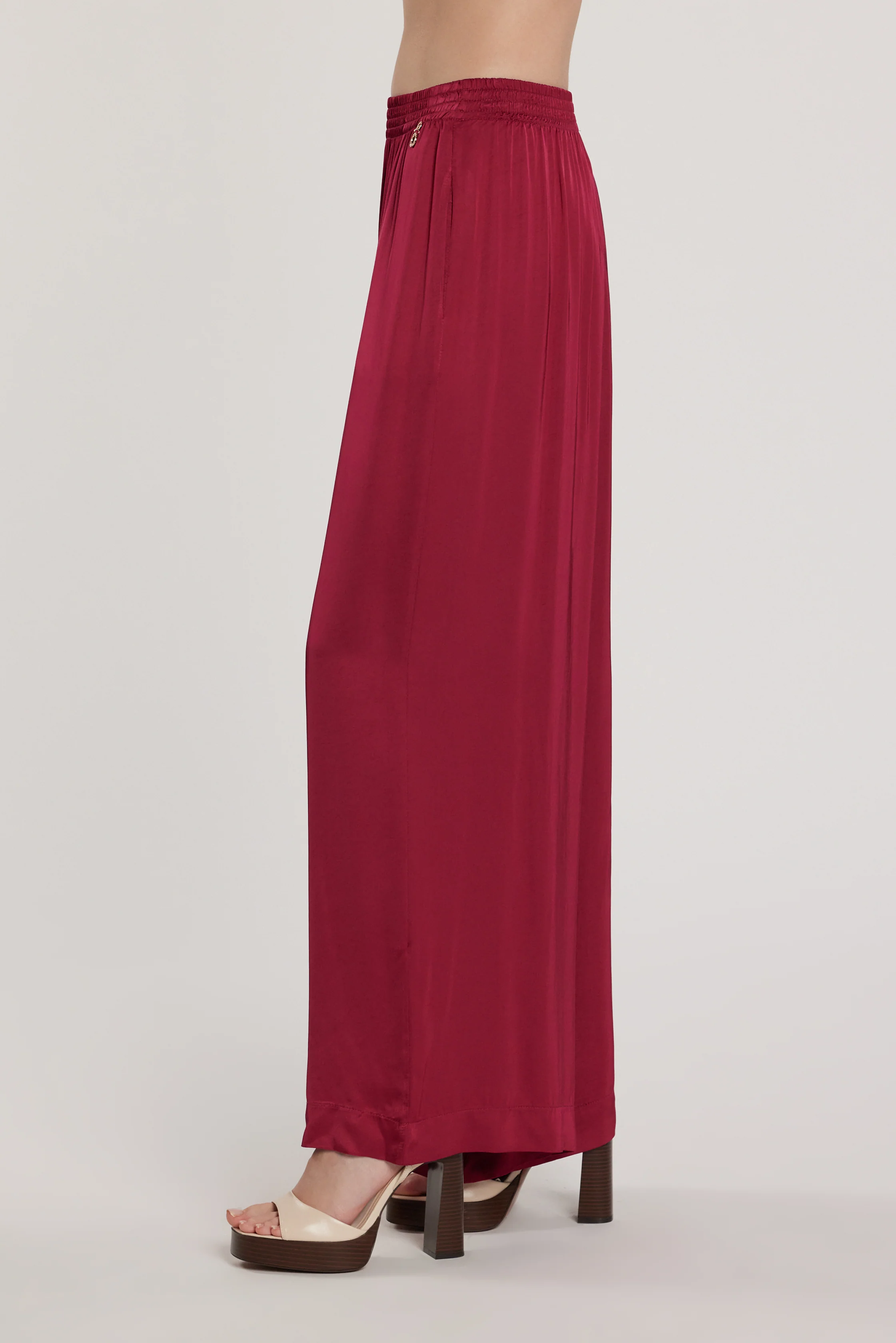 Pantalone MAURICES vita alta con elastico più tasche palazzo - Image 3