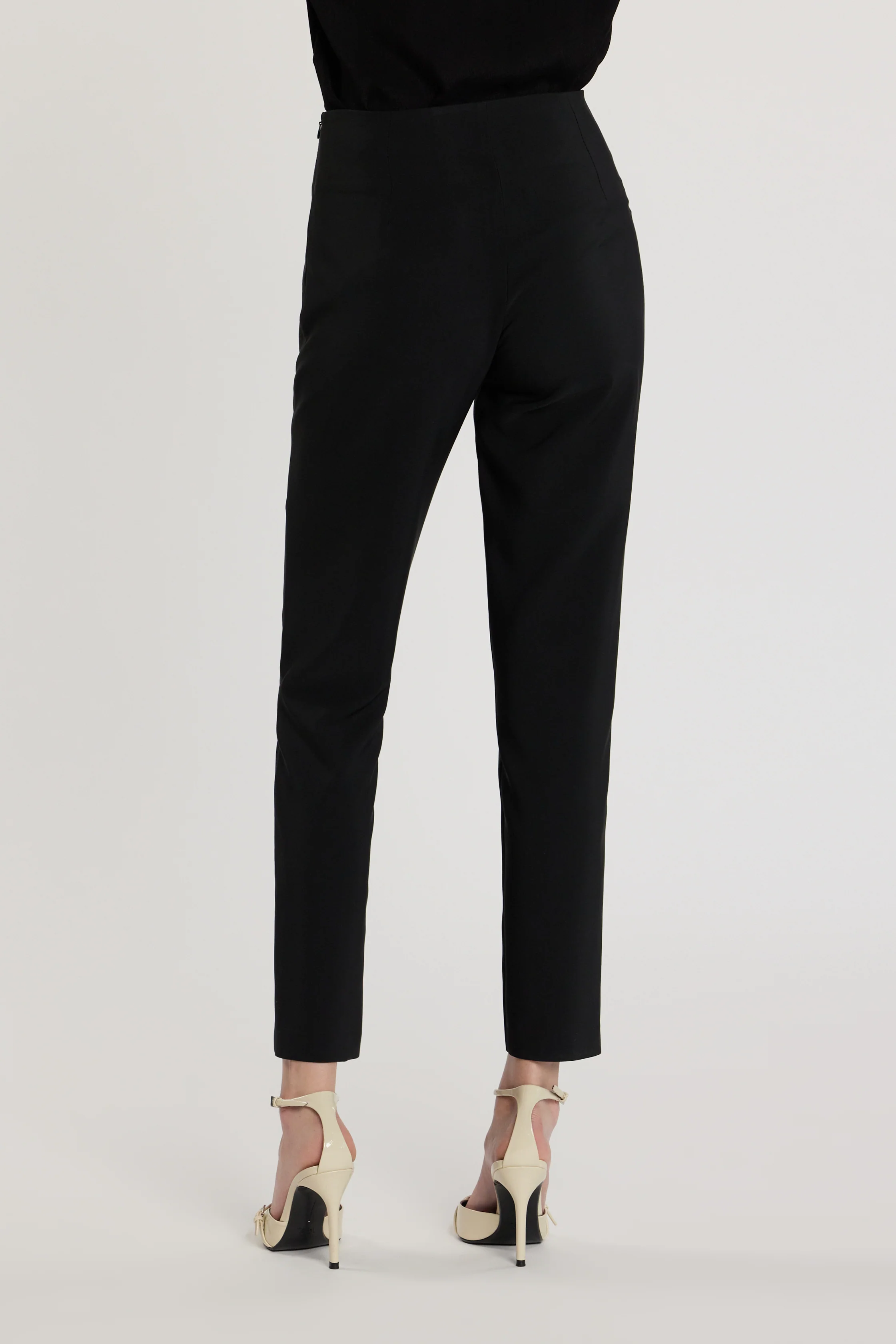 Pantalone PAMMY vita alta capri stretto - Image 4