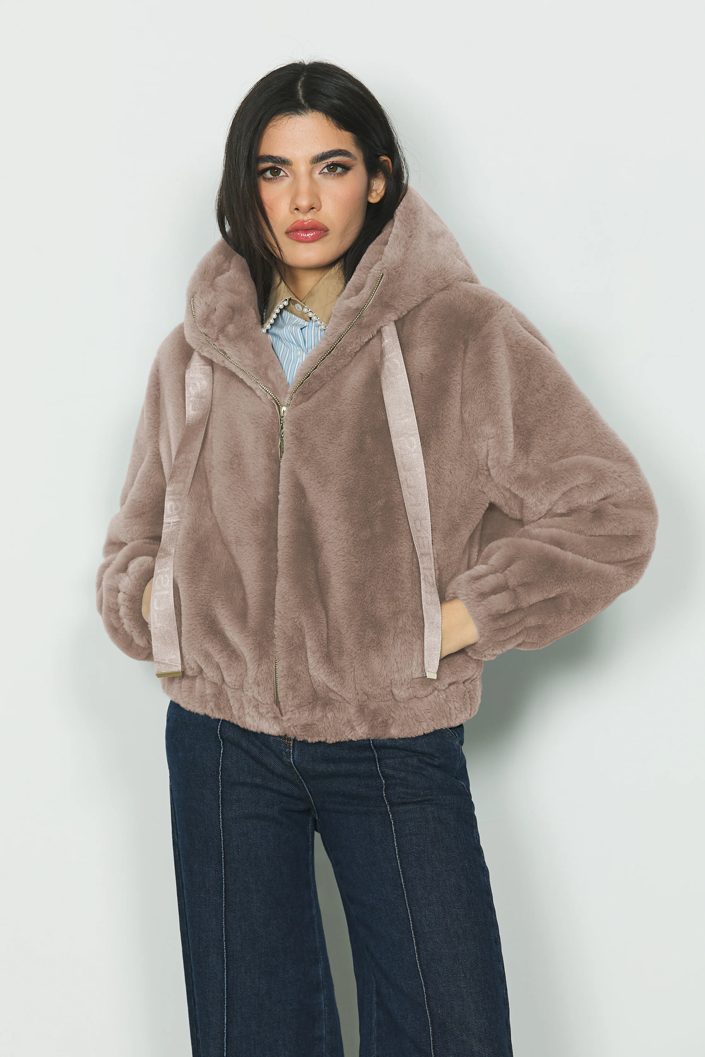Pelliccia YUPP eco manica lunga con zip più cappuccio più nastro logo più elastico f.do - Image 6