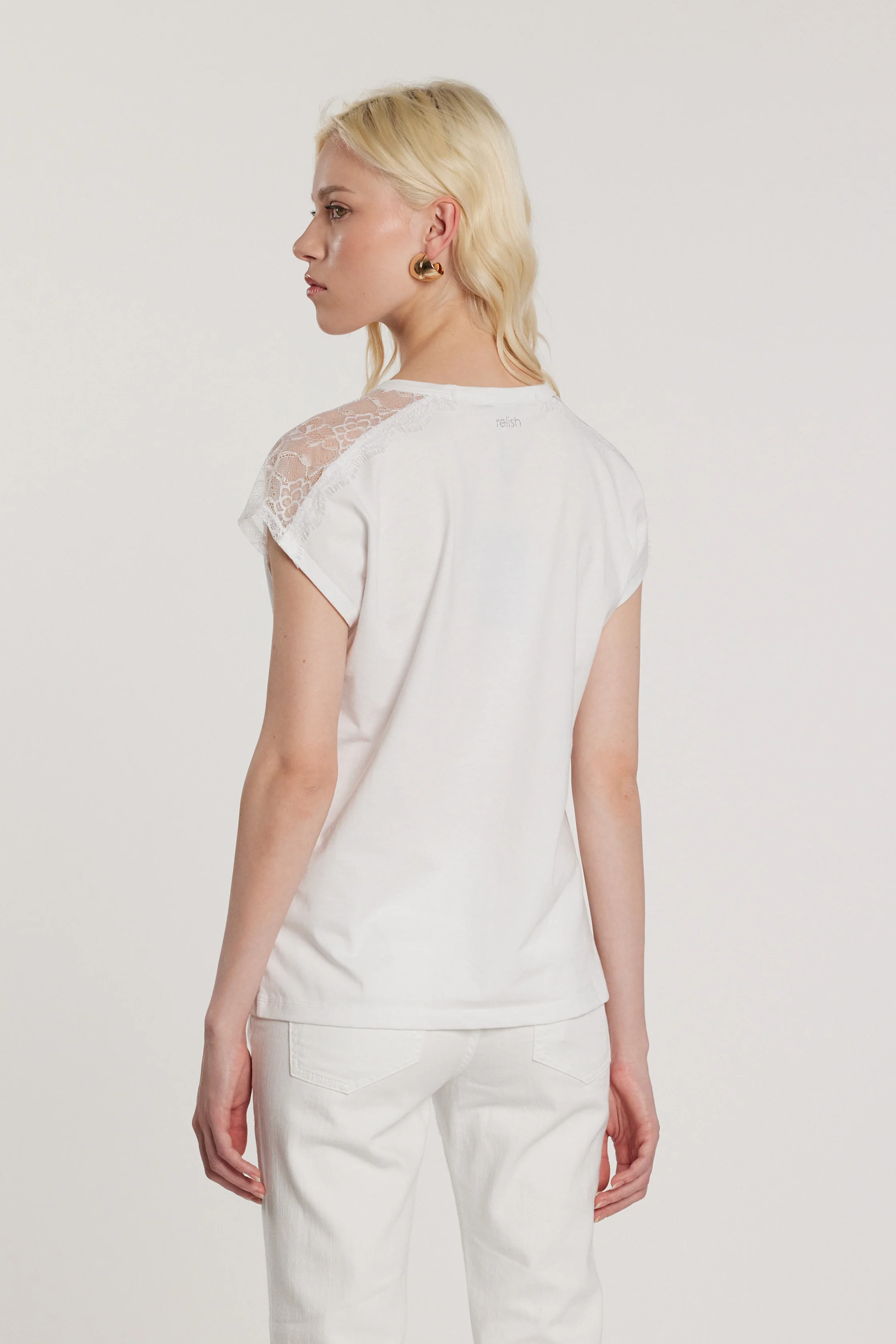 T-Shirt ANNABELLA maniche corte pizzo con applicazioni pietre - Image 3
