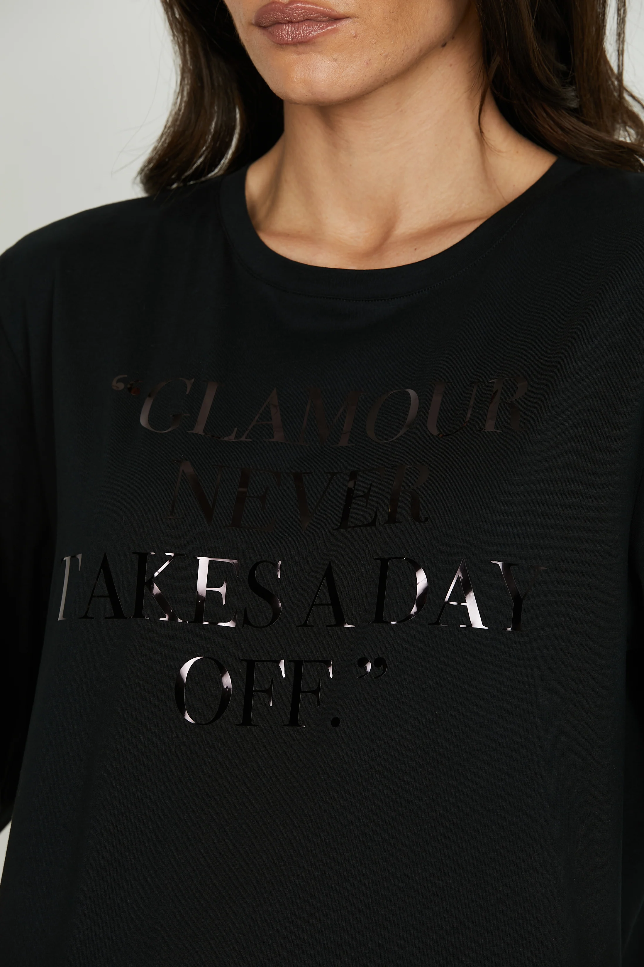 T-shirt AVIA mezza manica con stampa lamina - Image 4