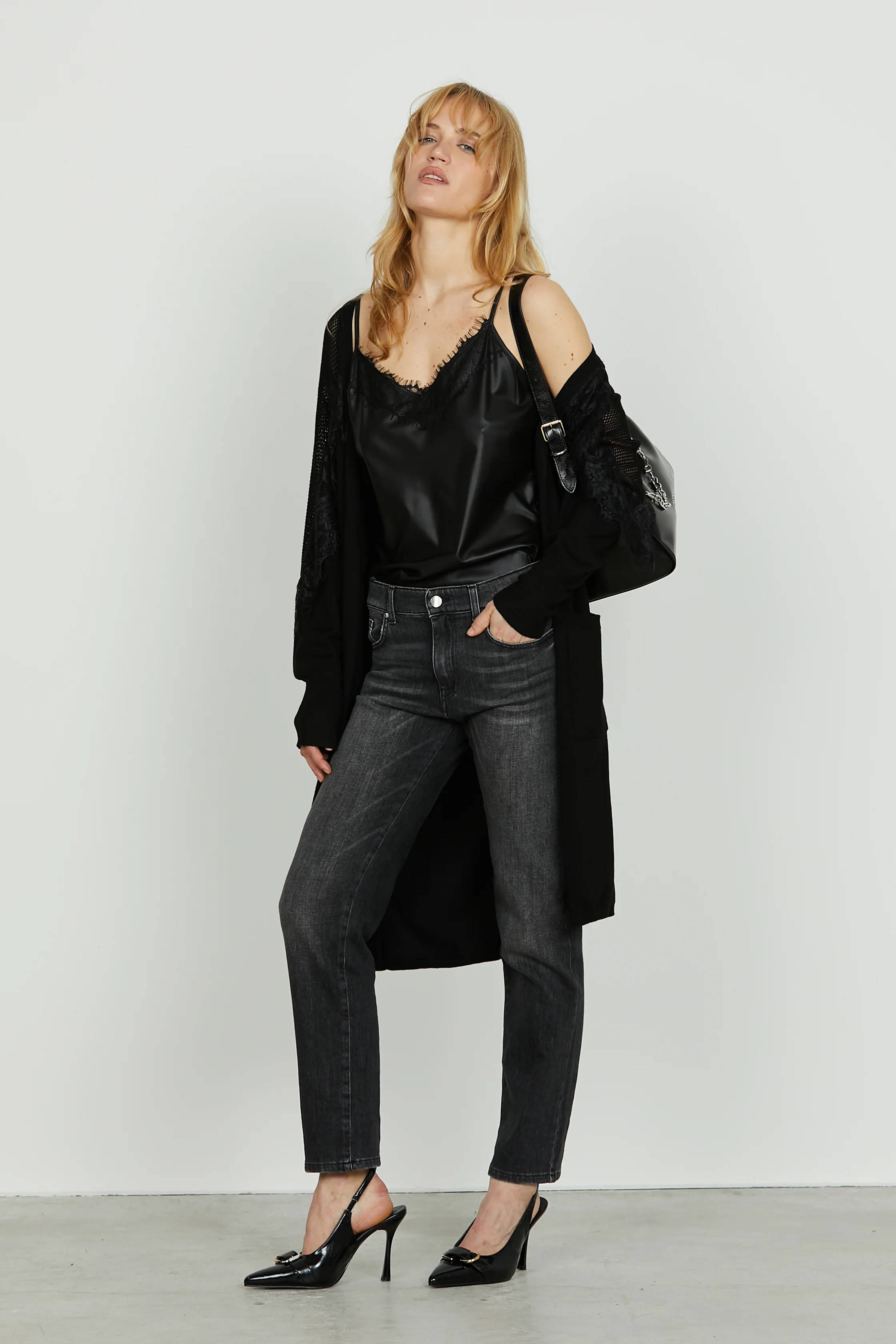 Top CAPTUM ecopelle con inserti pizzo - Image 5